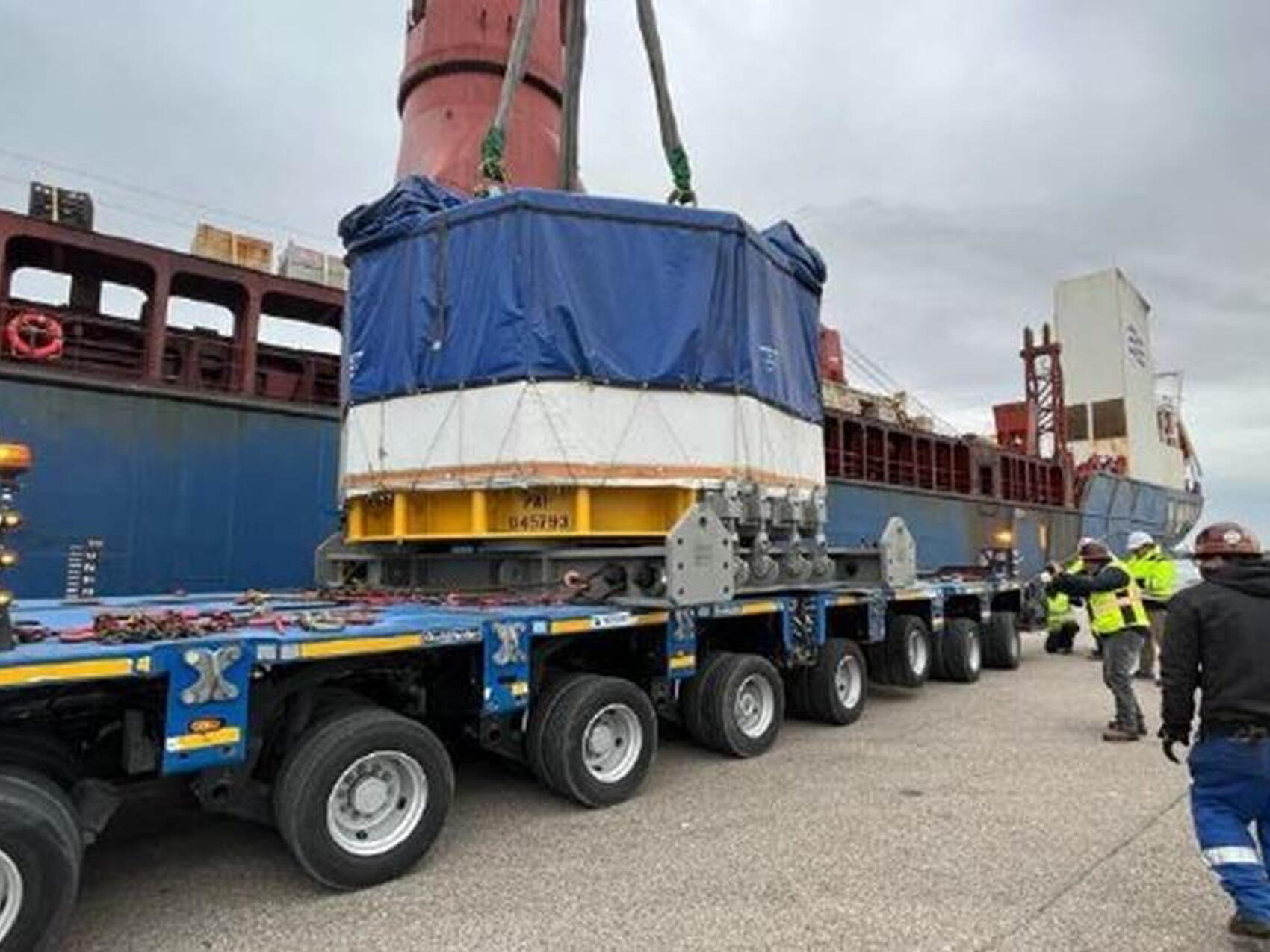 110-tonne central solenoid module reaches France